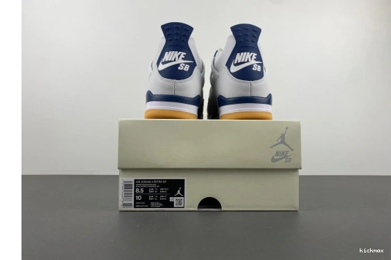 DR5415-100 Retro  4 SB Jordan DR5415-100 Navy 0513